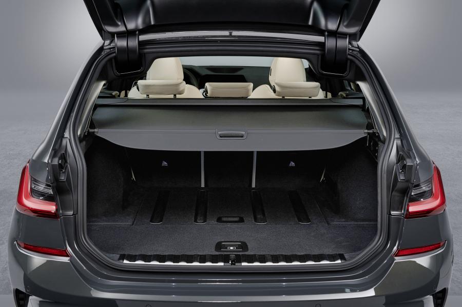 Багажник BMW 330i Touring M Sport (G21) 2019 года  (WW) (фото 25 из 93)